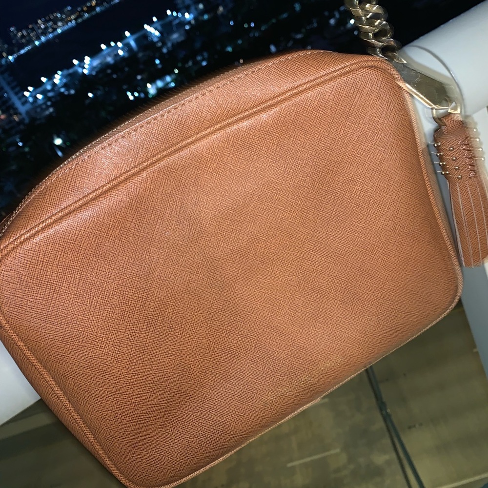 Tan purse